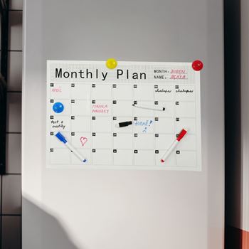 Obrázek z Magnetický kalendář na lednici 
