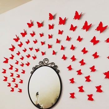 Obrázek z 3D motýlci na zeď - červená 