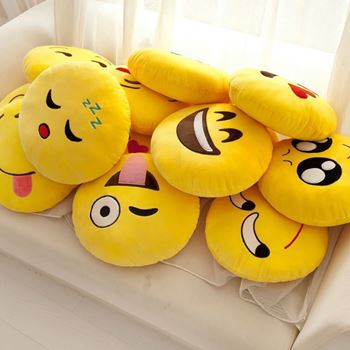 Obrázek z Emoji polštář - veselý 