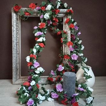 Obrázek z Girlanda s růžemi - bílá 