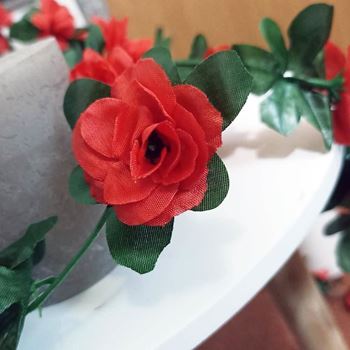 Obrázek z Girlanda s růžemi - červená 