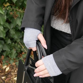 Obrázek z Hřejivé návleky na ruce - světle šedé 