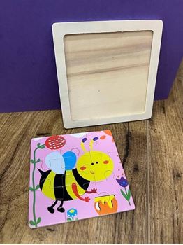 Obrázek z Dřevěné puzzle pro děti - včelka 