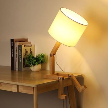 Obrázek z Dřevěná stolní lampa panáček 