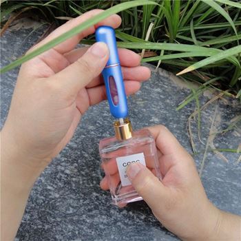 Obrázek z Plnitelný rozprašovač na parfém - modrý 