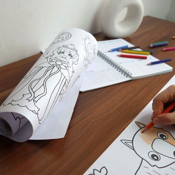 Obrázek z Lepitelné omalovánky v roli 3 m + pastelky - zvířátka 