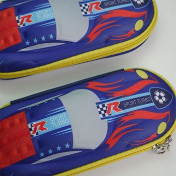 Obrázek z Penál/pouzdro s 3D designem - závodní auto 