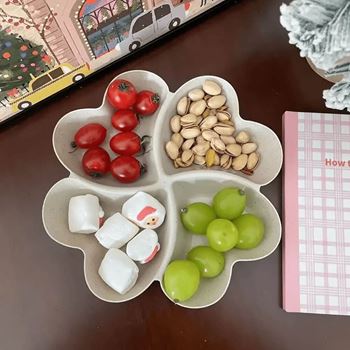 Obrázek z Dělená servírovací miska - 4 přihrádky 