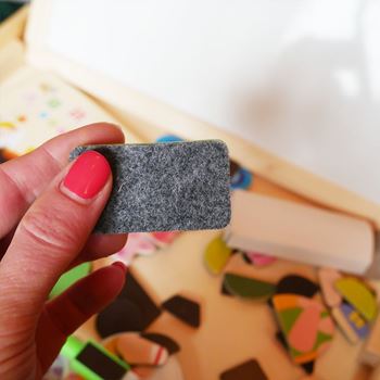 Obrázek z Dřevěná magnetická tabulka - postavičky  