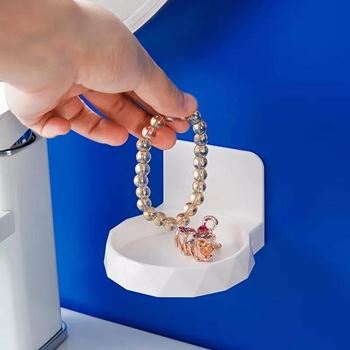 Obrázek z Nalepovací polička na šperky 