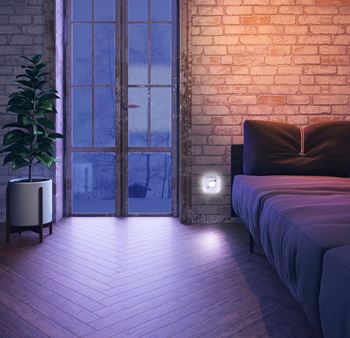 Obrázek z Noční LED světlo na baterie se senzorem pohybu 