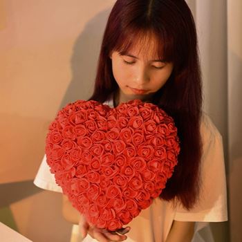Obrázek z Věčné srdce z růží 26 cm 