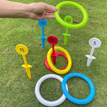 Obrázek z Hra házení kroužků s kolíky do země 